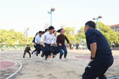 市職教中心舉辦迎“五·一”系列趣味活動