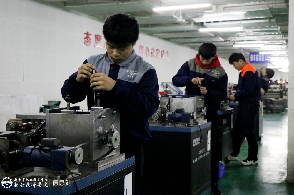 第五屆校園技能文化節(jié)圖集——裝配鉗工比賽
