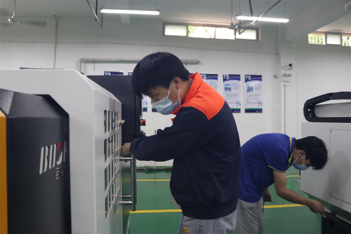 2022年職業教育活動周數控車工技能展示