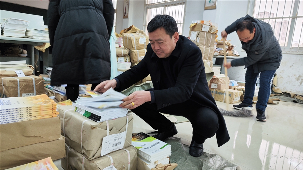 市職教中心第一支部開展二月主題黨日活動